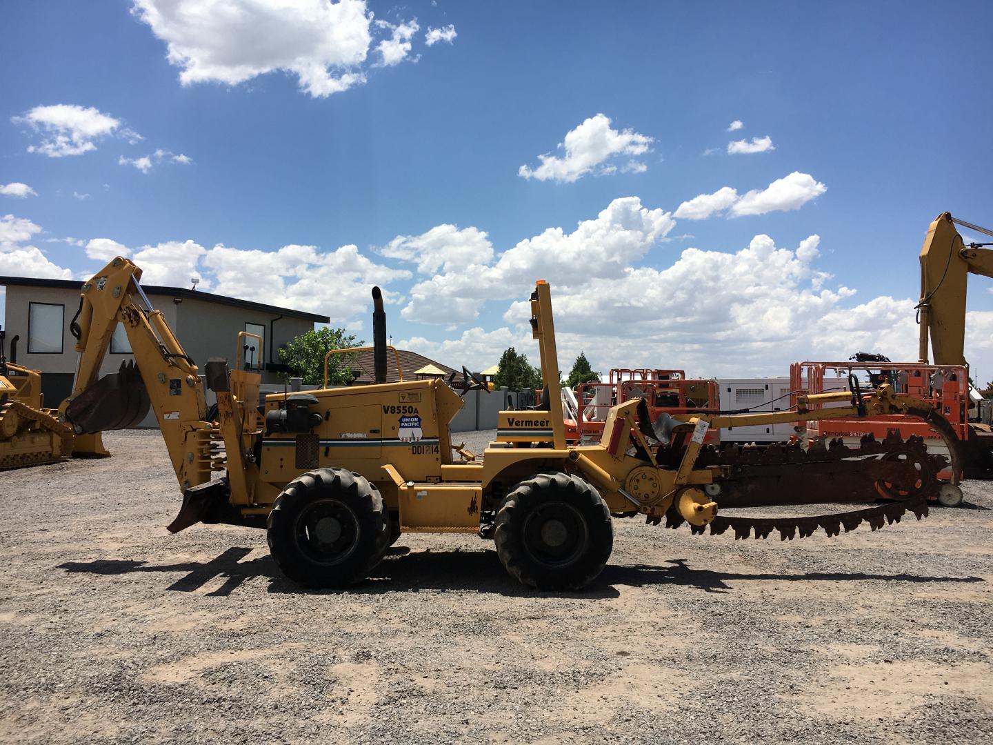 ./imagenes/INVOICE/2019/16808/ZANJADORA VERMEER V8550A (61).JPG